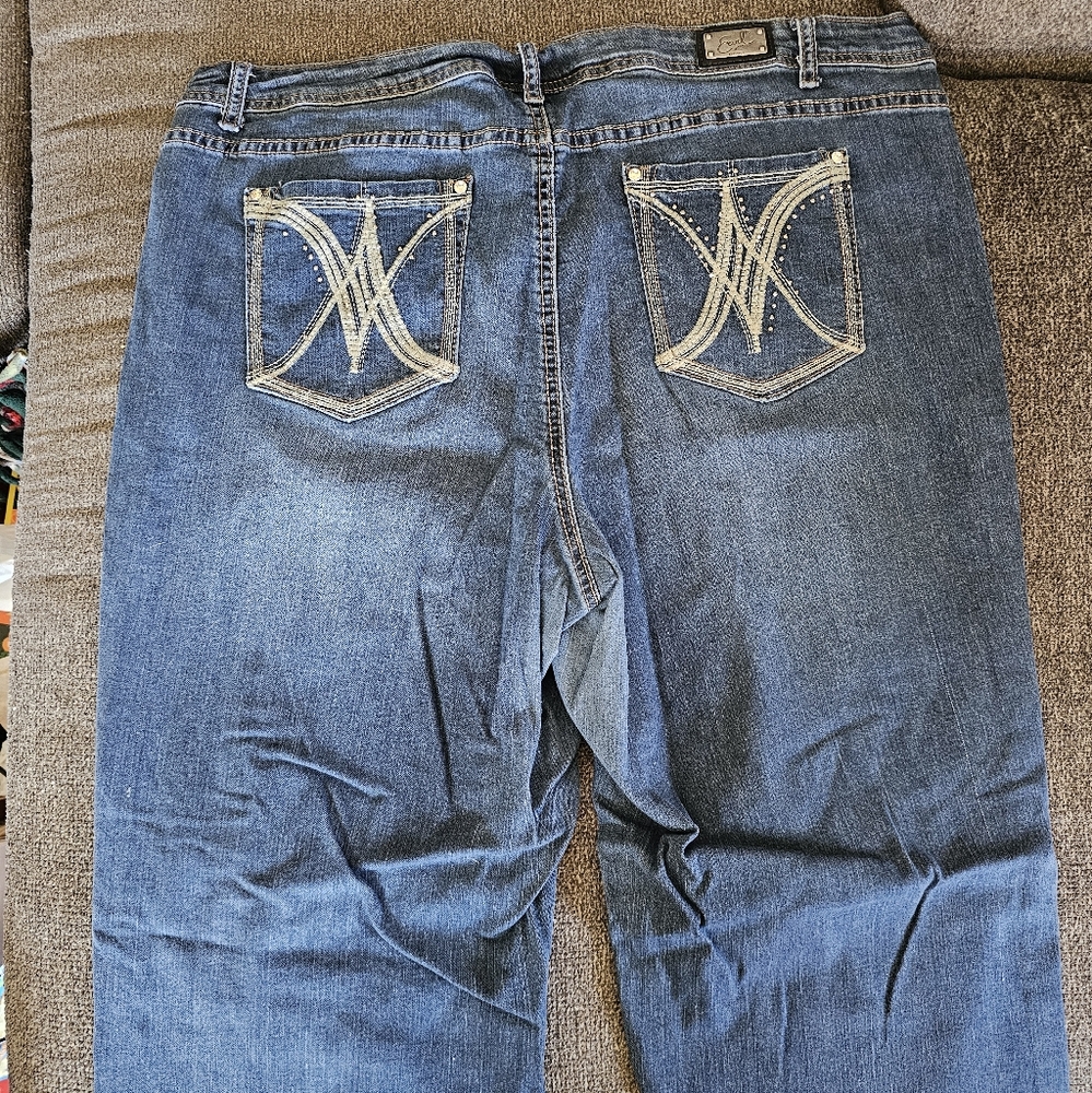 Earl Jeans